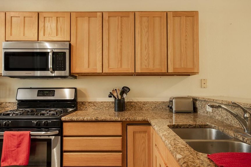 308 Adams Ranch Rd Gallery Image 7