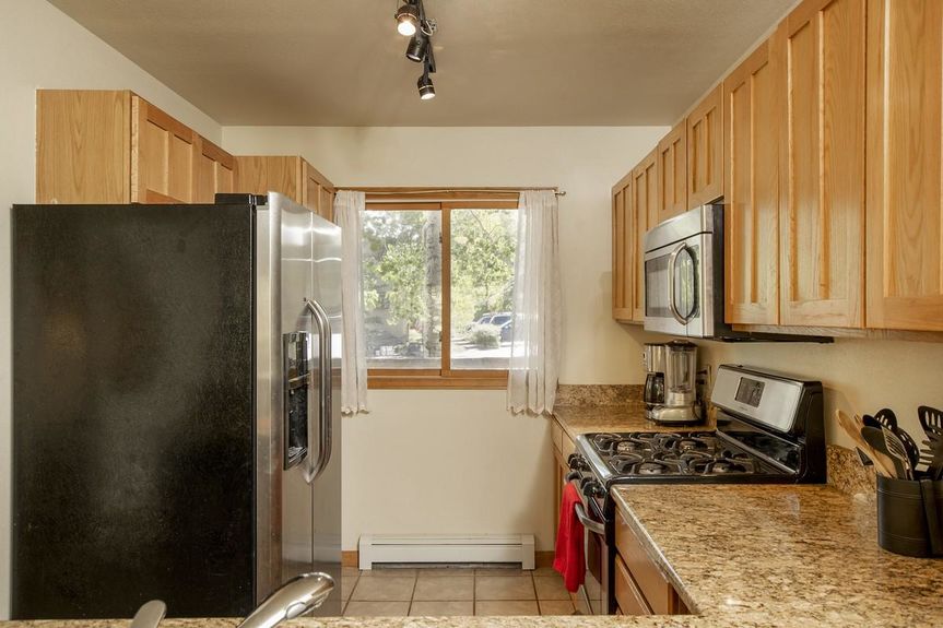 308 Adams Ranch Rd Gallery Image 9