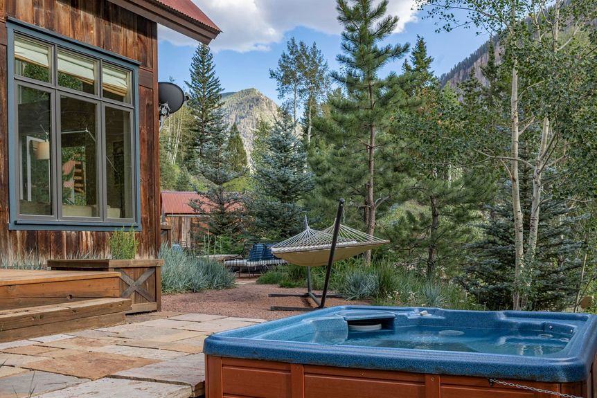 6036 COUNTY ROAD 63L Gallery Image 2