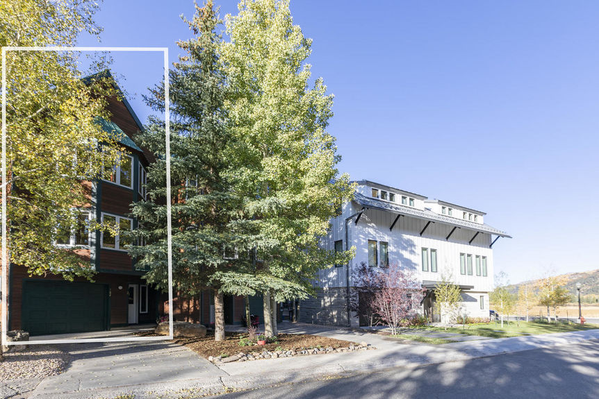 784 SMUGGLER AVENUE Gallery Image 1