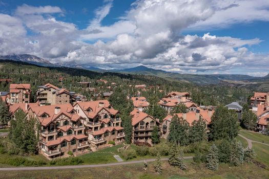 Dakota Place Condos Img 4