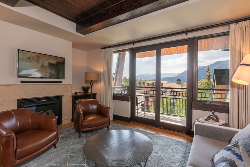 Lumiere 57 &#8211; Gallery Image 3