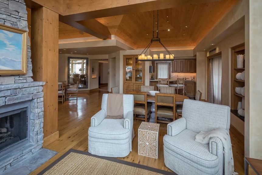 Plaza 401 Gallery Img 4