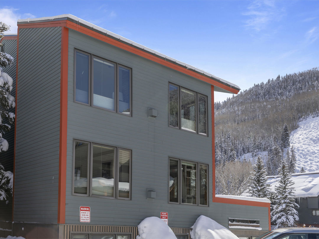 C12A3603-032-037-2048&#215;1536