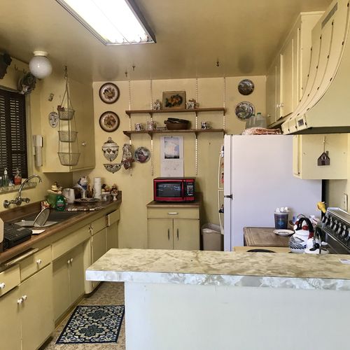 Who is the best REALTOR® in Ventura County for selling a fixer home?