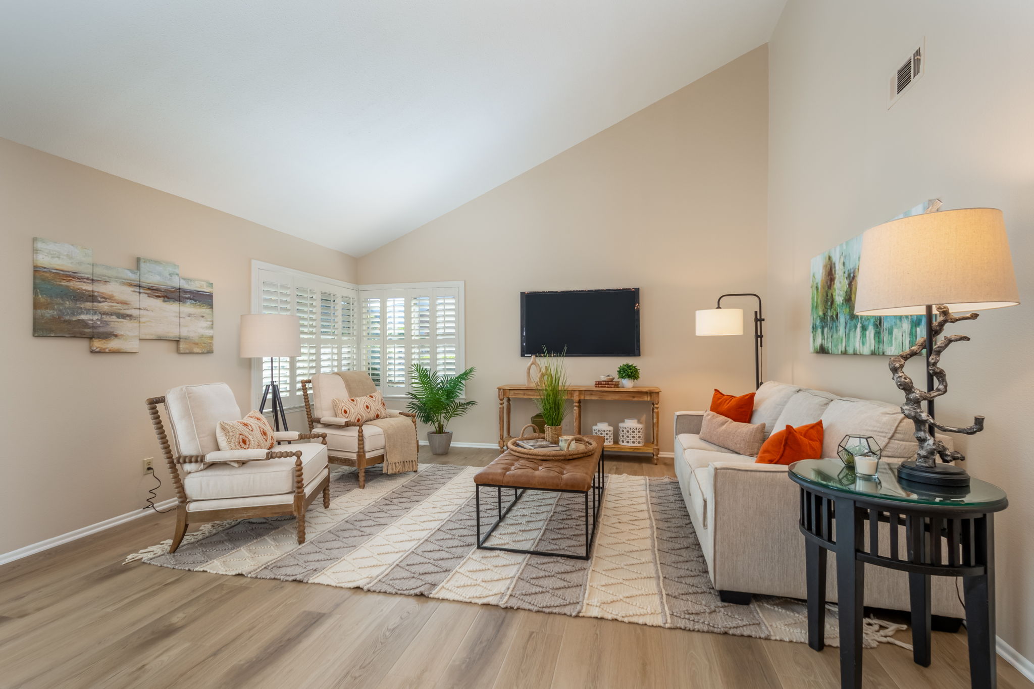 camarillo-home-after-updates-staged-sale