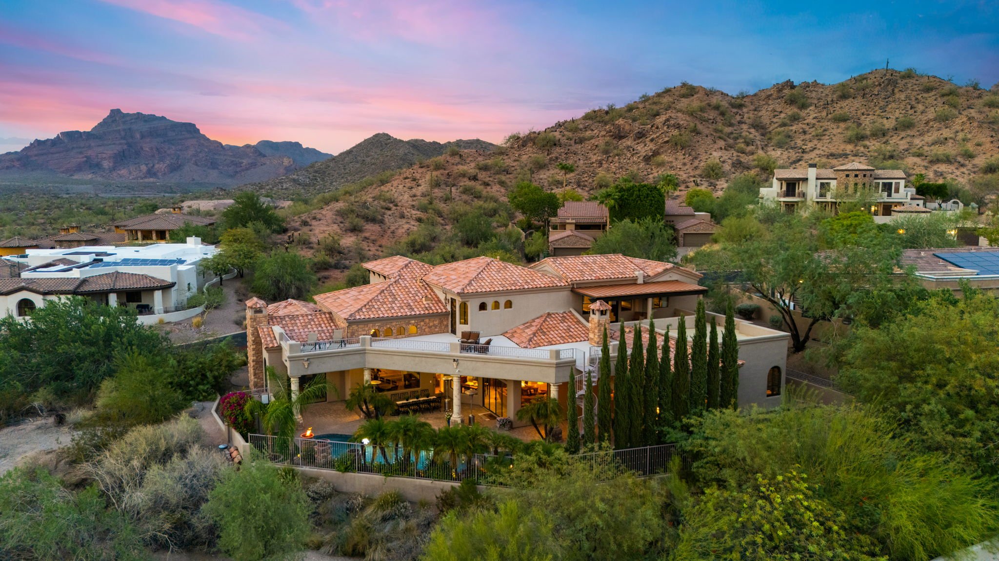 Mesa luxury home with panoramic Red Mountain views – 4332 N Santiago Circle