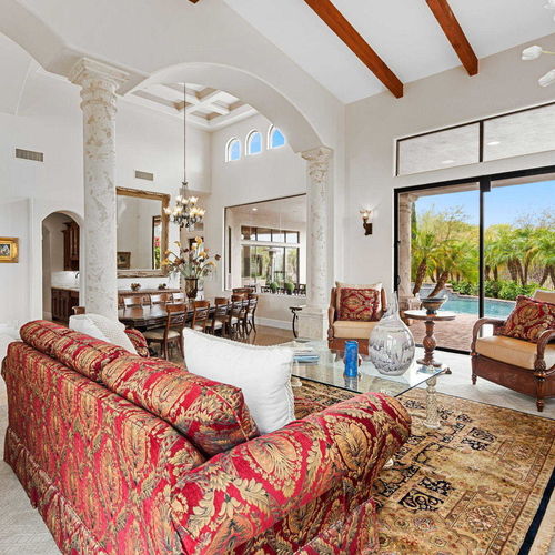 “Staging Secrets: How to Sell Your Luxury Home Faster (and for More)”