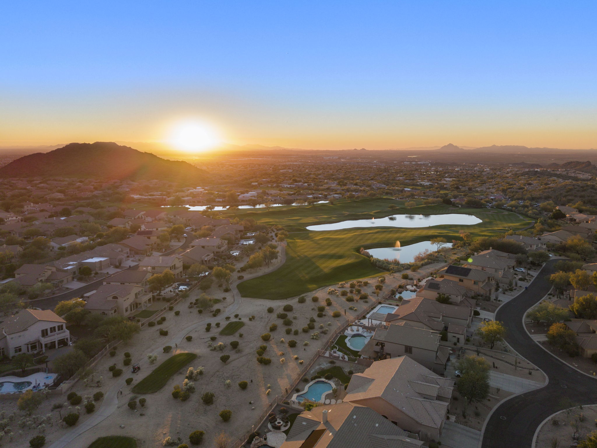 84-web-or-mls-7418-e-sandia-cir