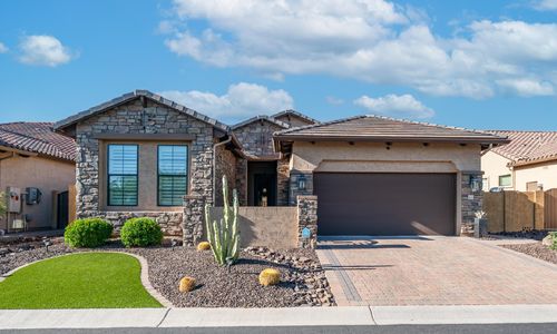 Why Buyers Are Moving Fast on Luxury Homes in Mountain Bridge, Mesa &hellip;