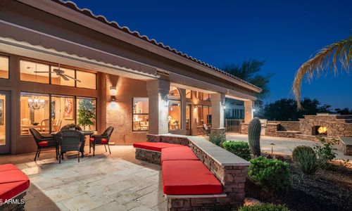 Think Nobody Is Buying Homes in Mesa Right Now? Think …