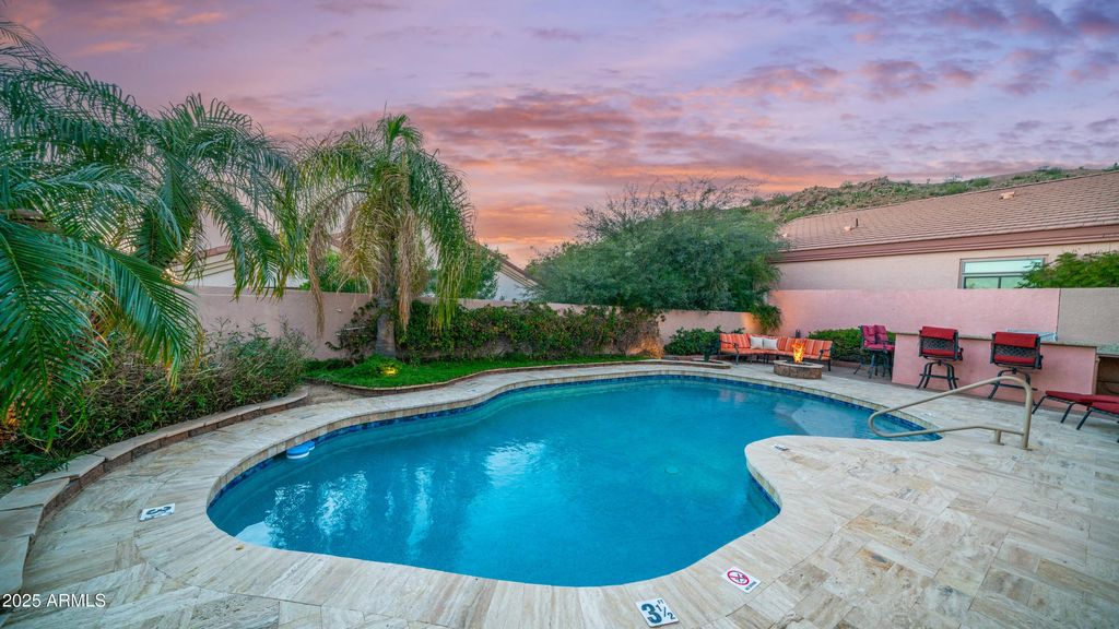 Northeast Mesa Arizona luxury backyard with pool and outdoor entertaining space