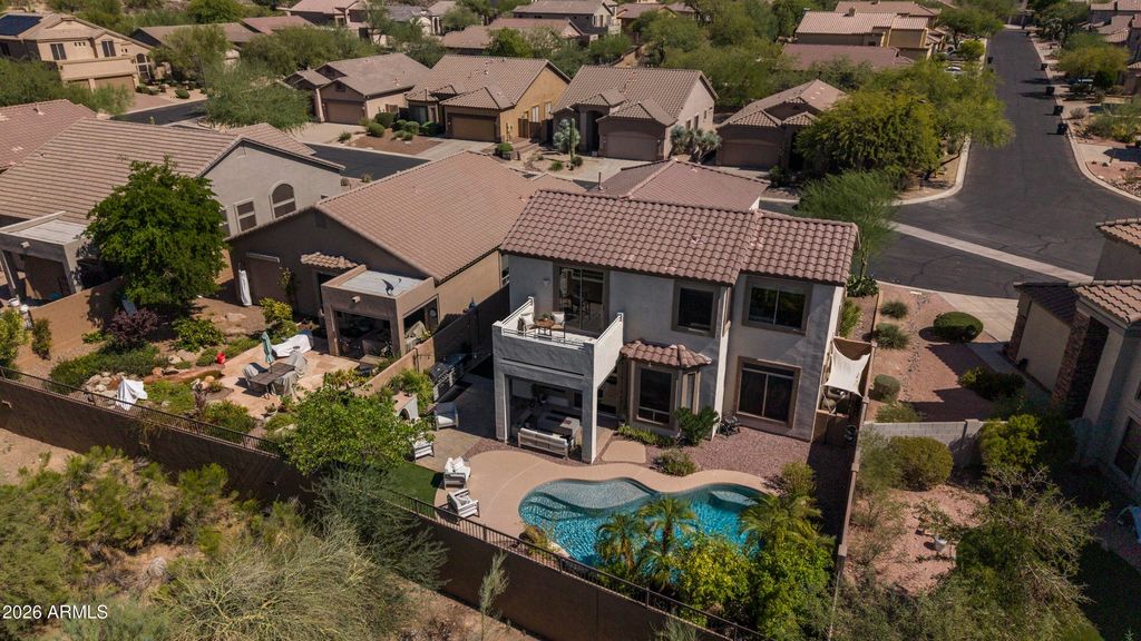 Las Sendas community in Mesa AZ near Red Mountain with Sonoran Desert scenery.