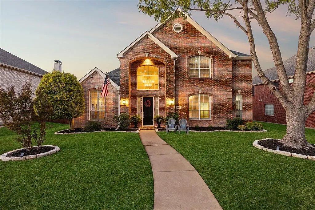 Discover Ideal Living Top Agents in Preston Highlands, Dallas