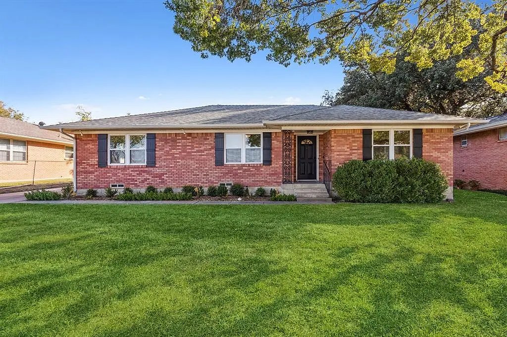 Explore Homes for Sale in Lake Ridge Estates, Dallas Real Estate Agent