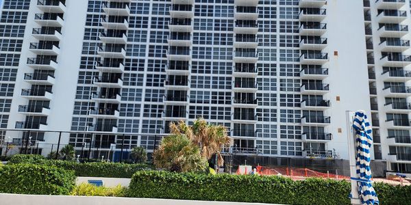 Pompano Beach Boom - Meet Silver Thatch Condo