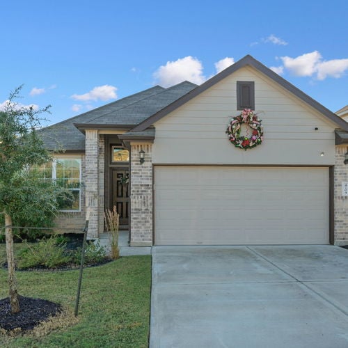 4704 Los Pines, College Station, TX 77807