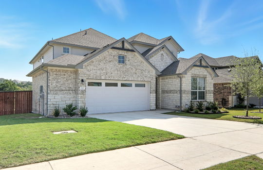 2-web-or-mls-R62A0005 Andrija