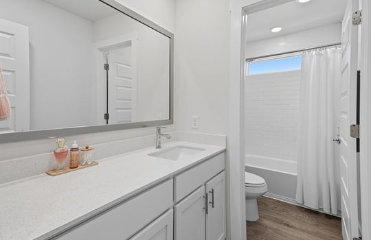 44-web-or-mls-R62A0131 Andrija