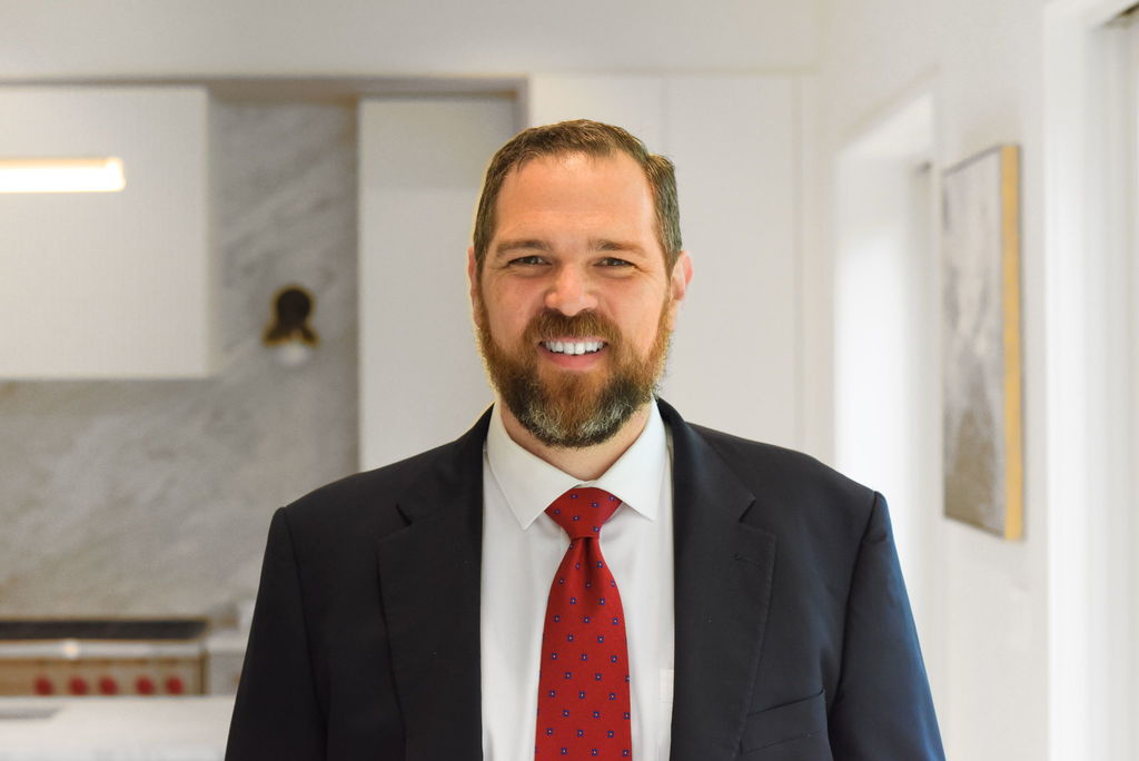 Photograph - Headshot of Edward Slavis, team leader and realtor