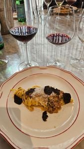 Photo: Officina plate and wine image