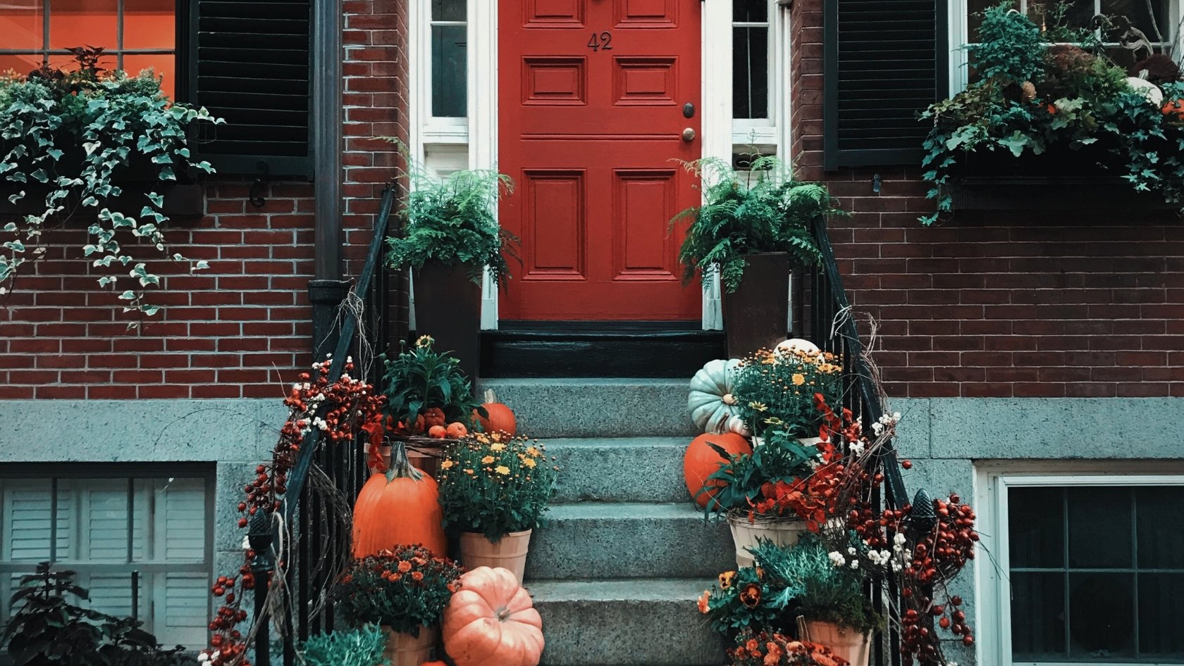 Fact vs. Fiction: 11 Spooky Housing Myths That Need to Die