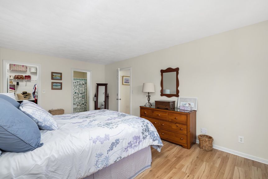 20-web-or-mls-68-n-washington-st