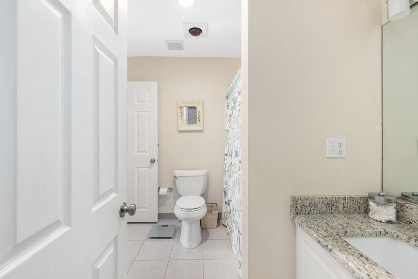 24-web-or-mls-68-n-washington-st