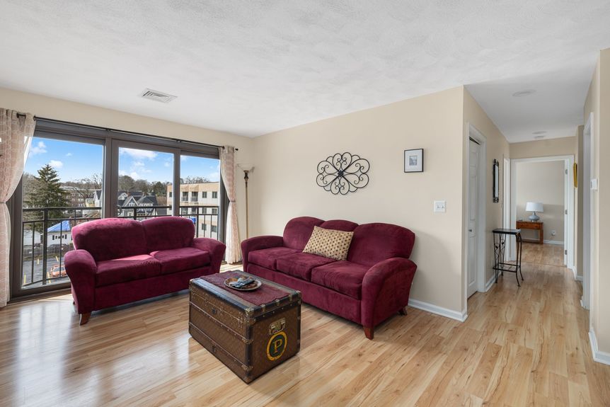 3-web-or-mls-68-n-washington-st