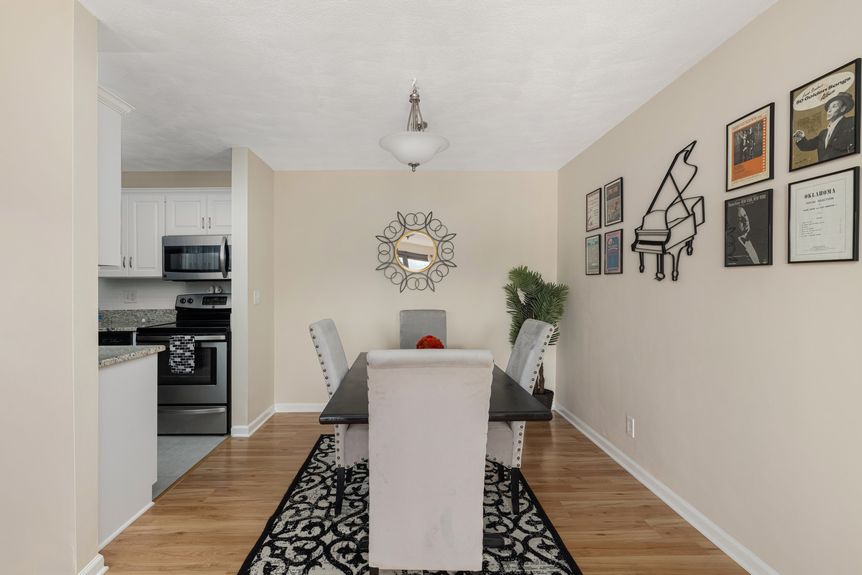 7-web-or-mls-68-n-washington-st