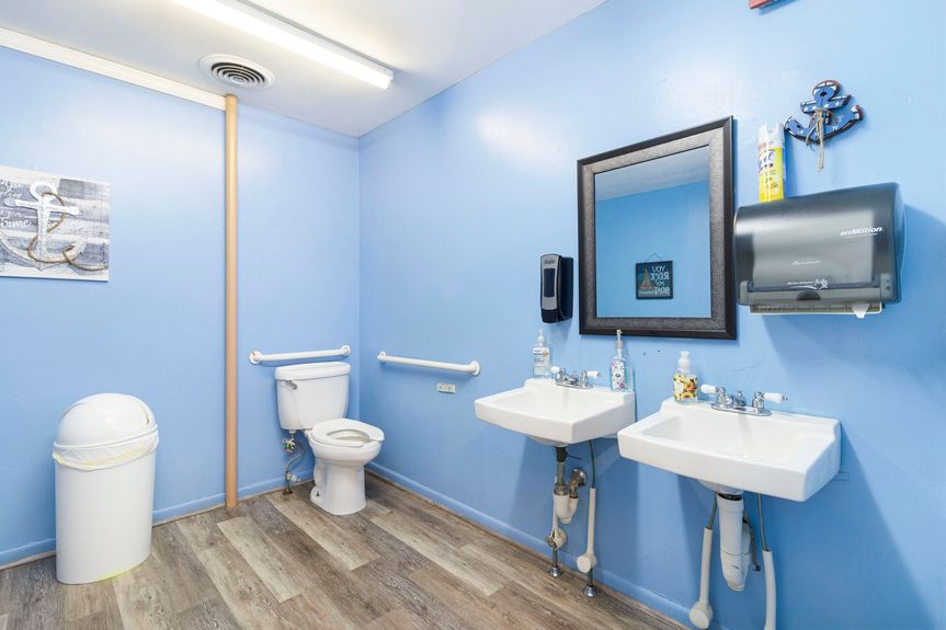 11-web-or-mls-69-exchange-st