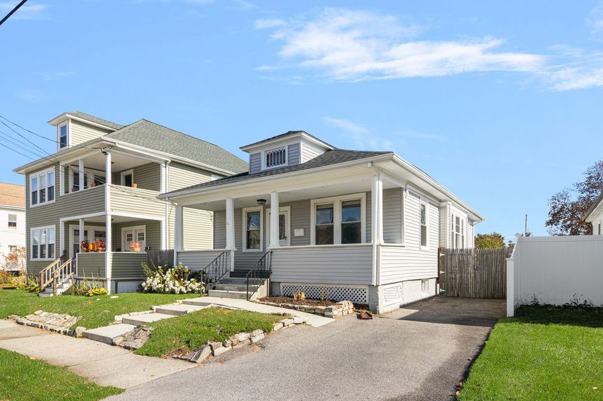 APG for 49 Harcourt of Alexander Parmenidez, REALTOR® with Alex Parmenidez Group at Coldwell Banker Realty, serving the Providence RI real estate market (22)