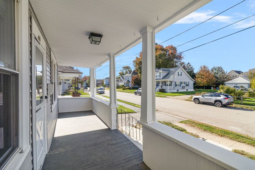 APG for 49 Harcourt of Alexander Parmenidez, REALTOR® with Alex Parmenidez Group at Coldwell Banker Realty, serving the Providence RI real estate market (25)
