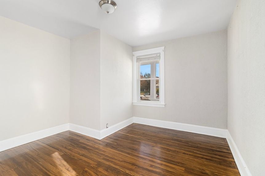 APG for 49 Harcourt of Alexander Parmenidez, REALTOR® with Alex Parmenidez Group at Coldwell Banker Realty, serving the Providence RI real estate market (35)