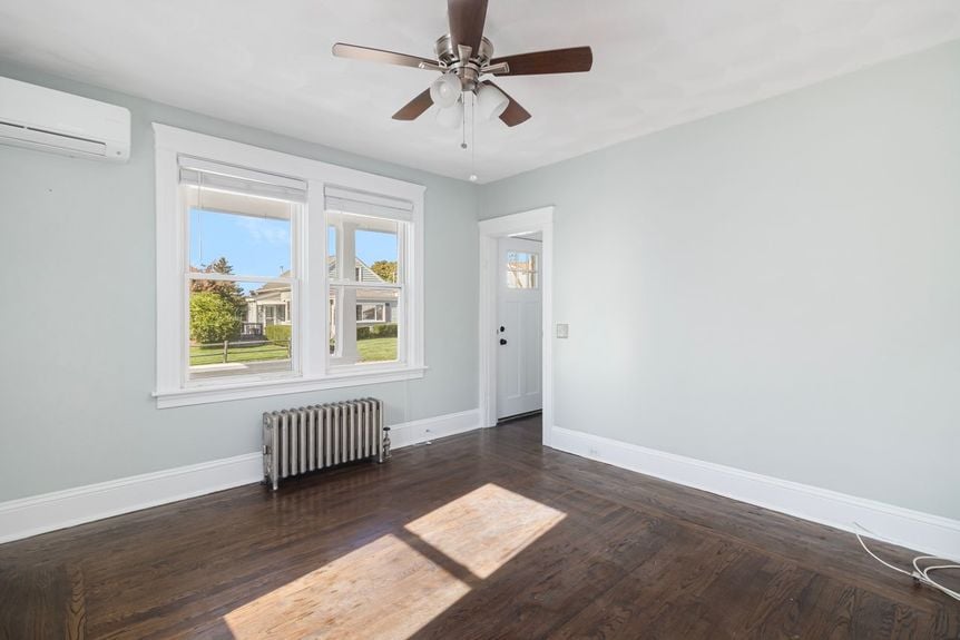 APG for 49 Harcourt of Alexander Parmenidez, REALTOR® with Alex Parmenidez Group at Coldwell Banker Realty, serving the Providence RI real estate market (39)