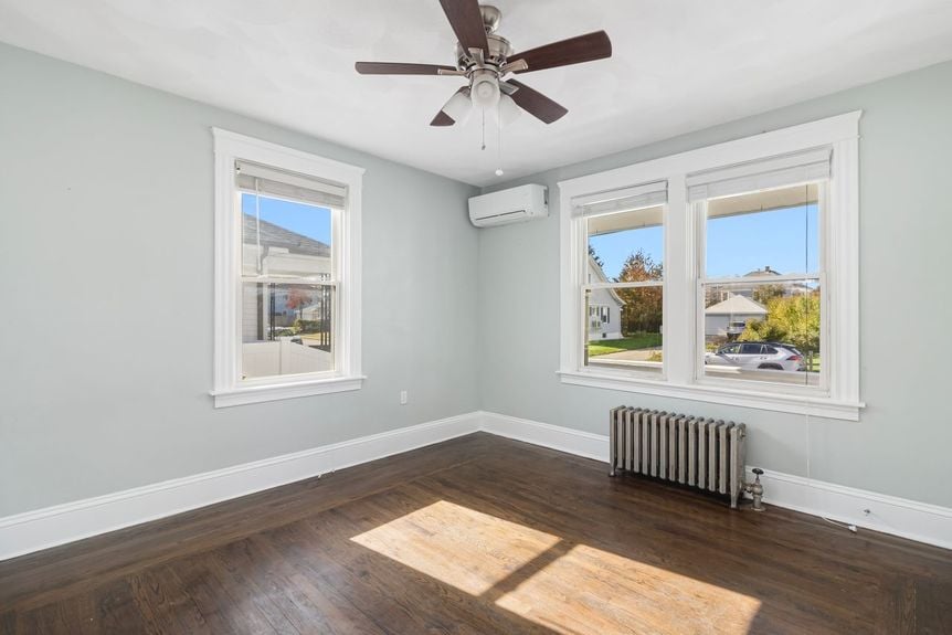 APG for 49 Harcourt of Alexander Parmenidez, REALTOR® with Alex Parmenidez Group at Coldwell Banker Realty, serving the Providence RI real estate market (40)