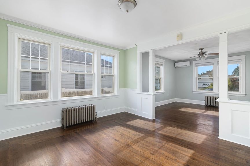 APG for 49 Harcourt of Alexander Parmenidez, REALTOR® with Alex Parmenidez Group at Coldwell Banker Realty, serving the Providence RI real estate market (42)