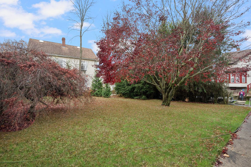 18-Allendale-Ave-North-Providence-RI-side-exterior-2-Photo-by-Alexander-Parmenidez-Coldwell-Banker-Realty
