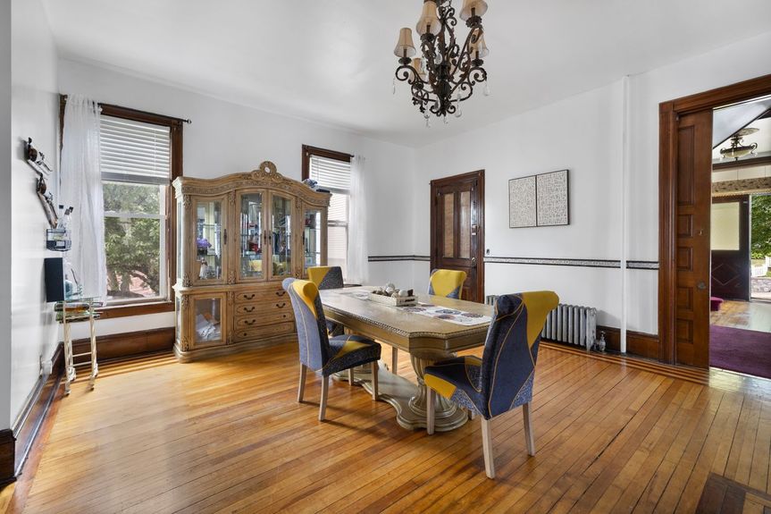 311-elm-street-woonsocket-ri-dining-room-alexander-parmenidez-realtor-coldwell-banker-realty-2
