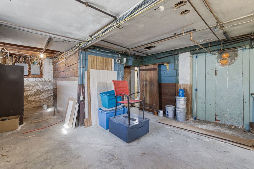 54-randall-st-cranston-ri-Basement-33-Photo-by-Alexander-Parmenidez-Coldwell-Banker-Realty