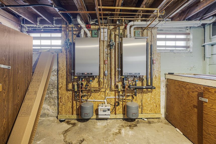 54-randall-st-cranston-ri-Basement-34-Photo-by-Alexander-Parmenidez-Coldwell-Banker-Realty