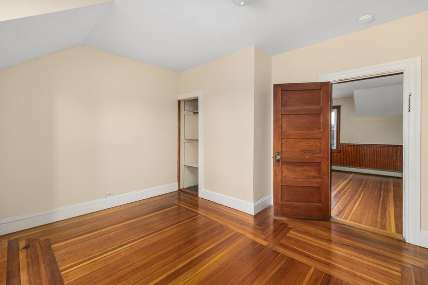 54-randall-st-cranston-ri-Bedroom-21-Photo-by-Alexander-Parmenidez-Coldwell-Banker-Realty