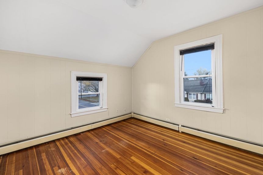 54-randall-st-cranston-ri-Bedroom-25-Photo-by-Alexander-Parmenidez-Coldwell-Banker-Realty