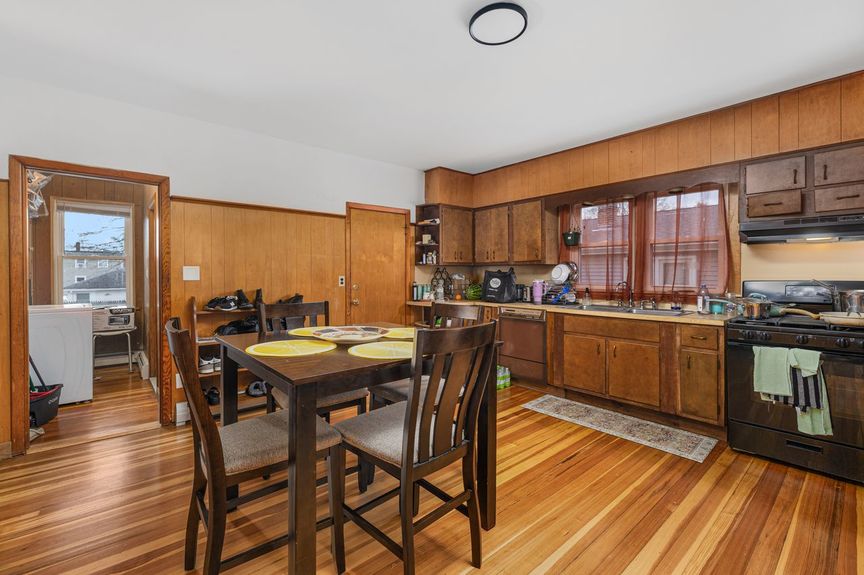 54-randall-st-cranston-ri-Kitchen-10-Photo-by-Alexander-Parmenidez-Coldwell-Banker-Realty