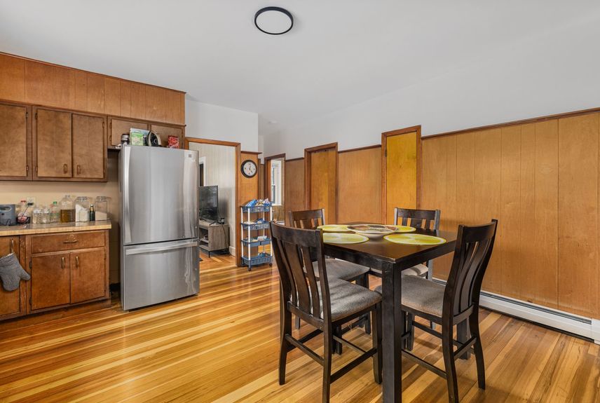 54-randall-st-cranston-ri-Kitchen-11-Photo-by-Alexander-Parmenidez-Coldwell-Banker-Realty