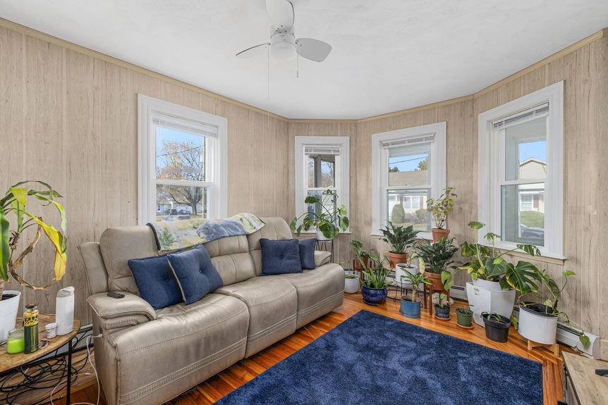 54-randall-st-cranston-ri-Living-Room-2-Photo-by-Alexander-Parmenidez-Coldwell-Banker-Realty