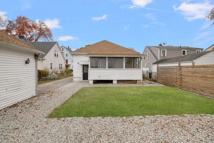 58-Chandler-Ave-Pawtucket-Exterior-AlexParmenidez (39)