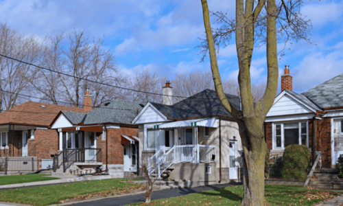 4 Reasons Buyers Want Your Home This Season