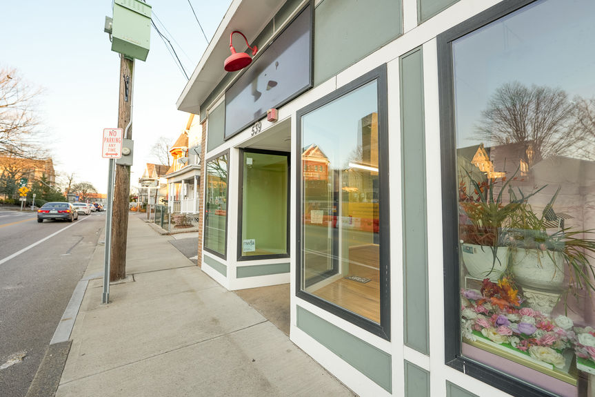 539-Broad-St-Central-Falls-RI-Front-Exterior-010-Photo-by-Alexander-Parmenidez-Coldwell-Banker-Realty