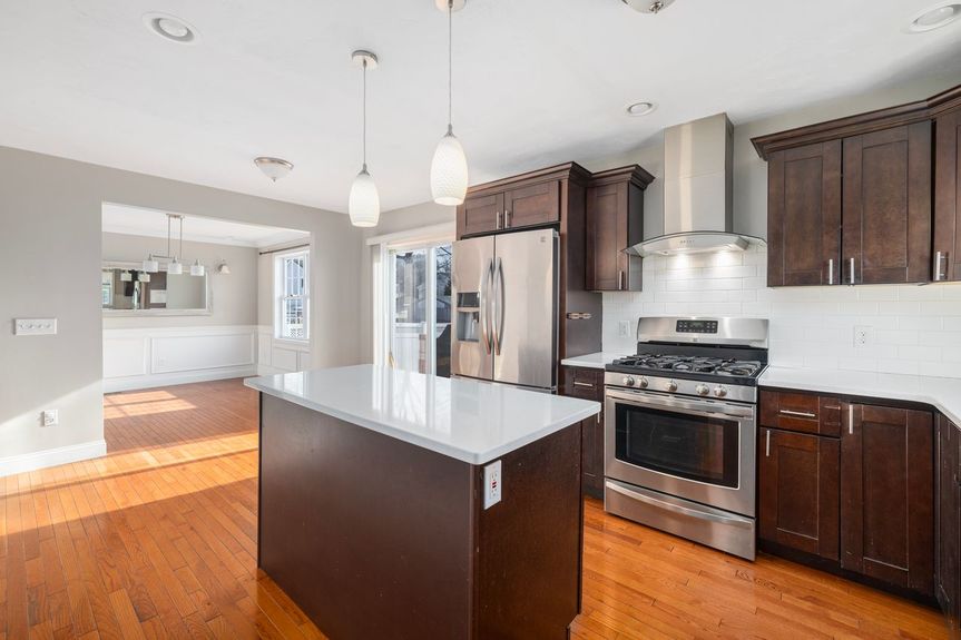 227-Marshall-Ave-Cumberland-RI-02864-Kt-Kitchen-16-Photo-by-Alexander-Parmenidez-Coldwell-Banker-Realty